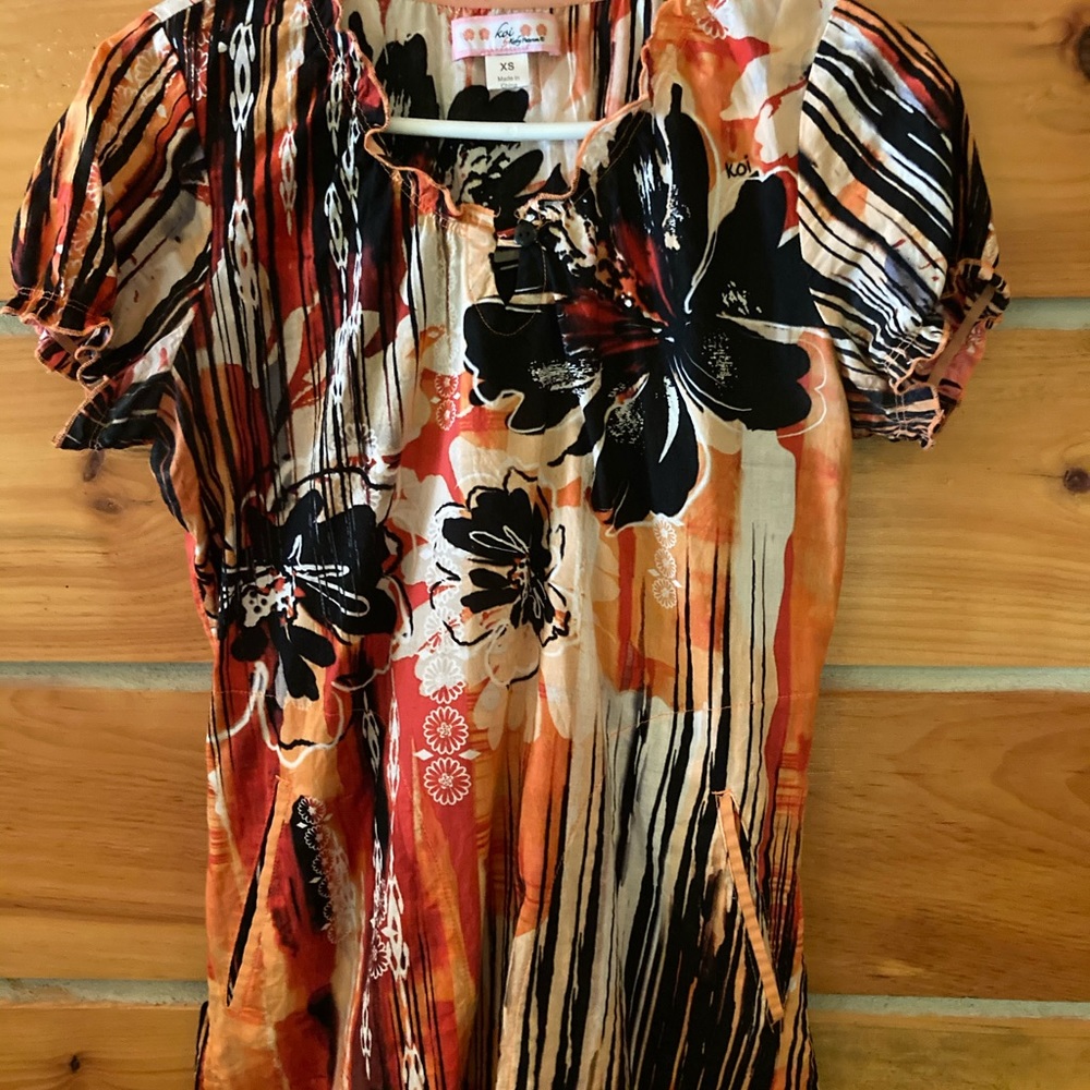 Koi scrub top